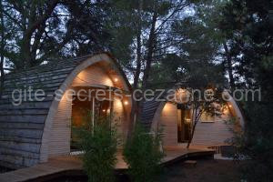 Cabanons Jour & Nuit à Mazan