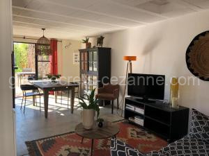 Saskia's loft mazan à Mazan